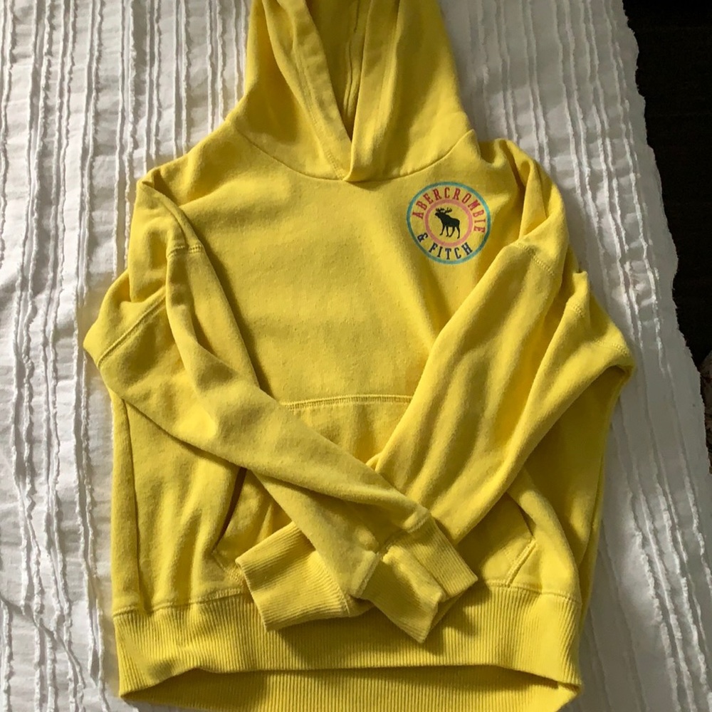 yellow Abercrombie kids sweatshirt